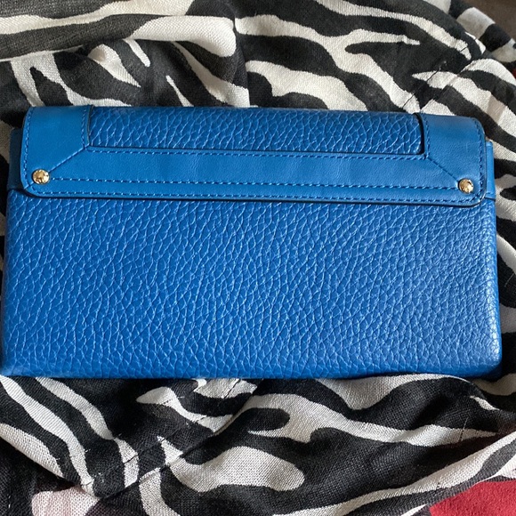 Coach 53028 Swagger Wallet in Pebble Leather Denim - Picture 4 of 6